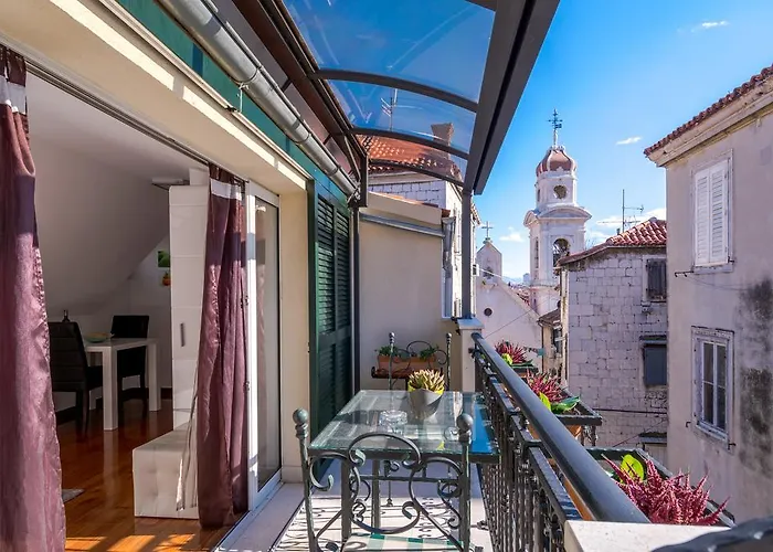 Apartments And Rooms Villa Erede