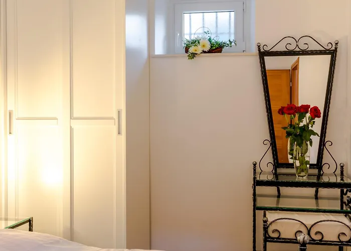 Apartments And Rooms Villa Erede