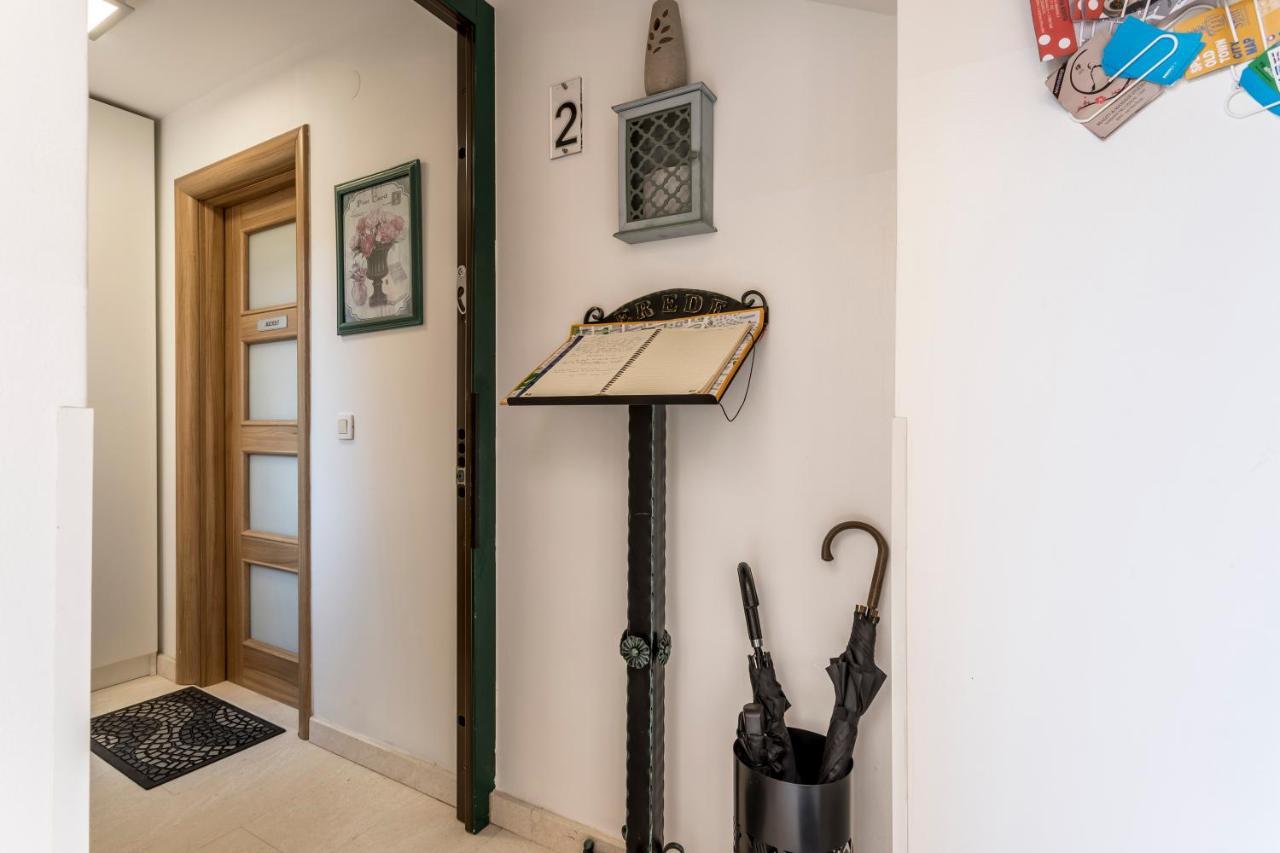 Apartman And Erede